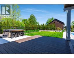 1486 Heritage ROAD - 36