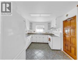 1488 PIERRE AVENUE - 7