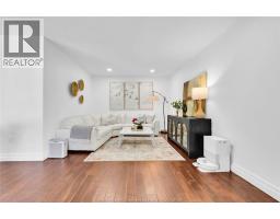 325 CORETTI DRIVE - 17