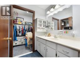 172 POINTE WEST - 21