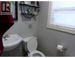 1434 TECUMSEH BOULEVARD - 23
