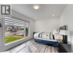 37 AUGUSTA DRIVE - 30