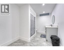 37 AUGUSTA DRIVE - 44