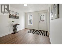 136 Adelaide STREET South - 2