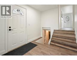 136 Adelaide STREET South - 27