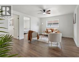 136 Adelaide STREET South - 7