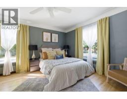 4330 CASGRAIN DRIVE - 14