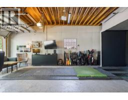 4330 CASGRAIN DRIVE - 30