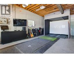 4330 CASGRAIN DRIVE - 31