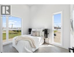 2041 SENECA STREET - 24