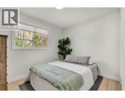 1910 KENT STREET - 15