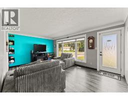 67 Danforth AVENUE - 6