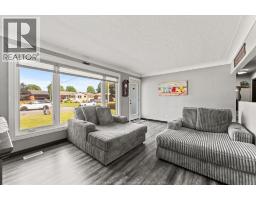 67 Danforth AVENUE - 7