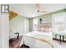 1511 HALL - 22