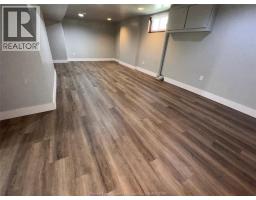 1511 HALL - 33