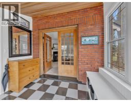 230 MAIN STREET East - 9