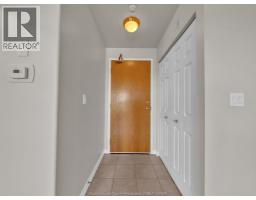 315 VILLAGE GROVE DRIVE UnitNo. 505 - 33