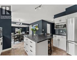 162 MARTIN DRIVE - 15