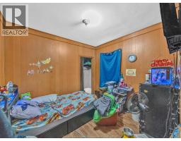1560 JANETTE AVENUE - 6