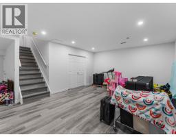 381 TUSCANY CRESCENT - 24