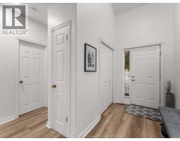 381 TUSCANY CRESCENT - 4