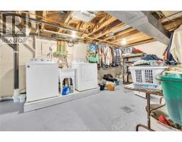 823 LAWRENCE - 20
