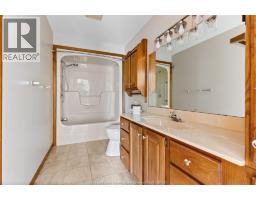 231 OAK STREET - 15