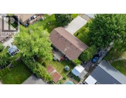 231 OAK STREET - 32