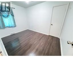 3825 POPLAR - 12