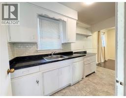 3825 POPLAR - 9