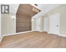 3371 BYNG ROAD - 18