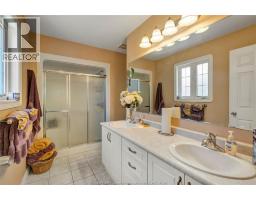 58 QUEEN S HILL - 17