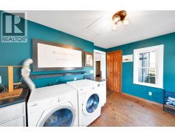 496 COUNTY RD 50 West - 21