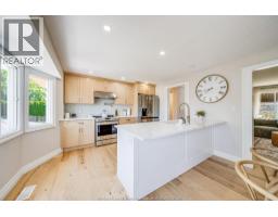 384 AMBERLY CRESCENT - 15