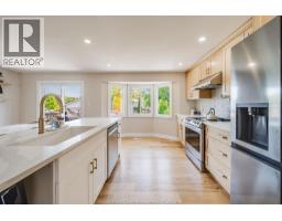 384 AMBERLY CRESCENT - 21