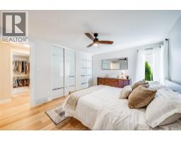 384 AMBERLY CRESCENT - 24