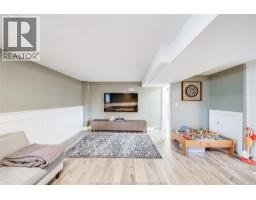 384 AMBERLY CRESCENT - 31