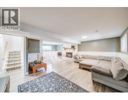 384 AMBERLY CRESCENT - 32