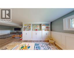 384 AMBERLY CRESCENT - 34