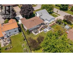 384 AMBERLY CRESCENT - 48