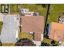 384 AMBERLY CRESCENT - 49