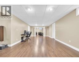 112 FAY COURT - 28