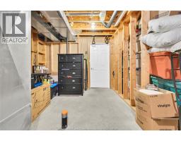 112 FAY COURT - 34