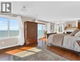 39 WOODBRIDGE DRIVE - 24
