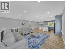 157 GLOUCESTER DRIVE - 12