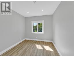 157 GLOUCESTER DRIVE - 24