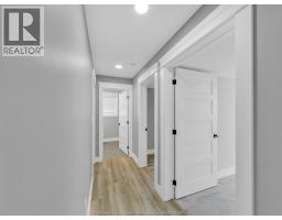 157 GLOUCESTER DRIVE - 33