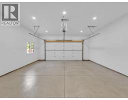 157 GLOUCESTER DRIVE - 42
