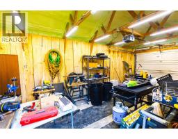 1377 COUNTY RD 20 West - 41