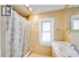 1170 PIERRE AVENUE - 26